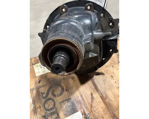 MERITOR  Cutoff Assembly (Complete With Axles)