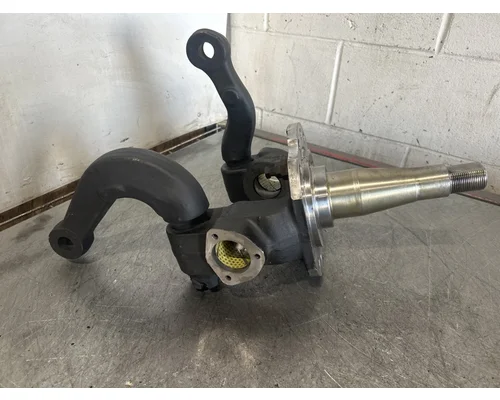 MERITOR  Spindle  Knuckle, Front