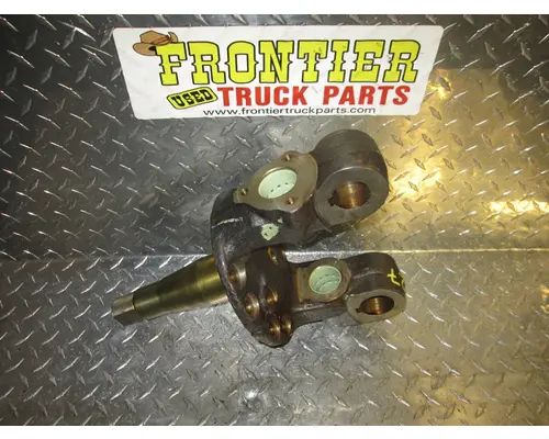 MERITOR  Spindle  Knuckle, Front