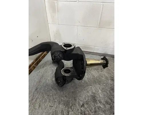 MERITOR  Spindle  Knuckle, Front