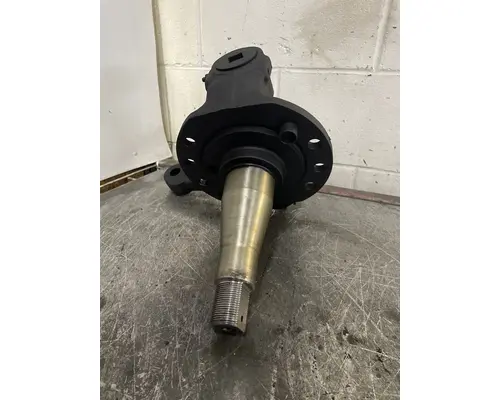 MERITOR  Spindle  Knuckle, Front