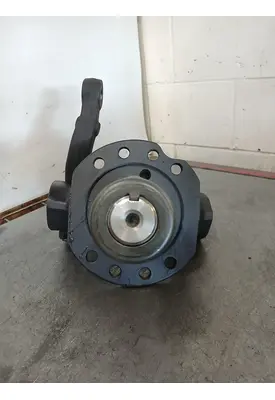 MERITOR  Spindle / Knuckle, Front
