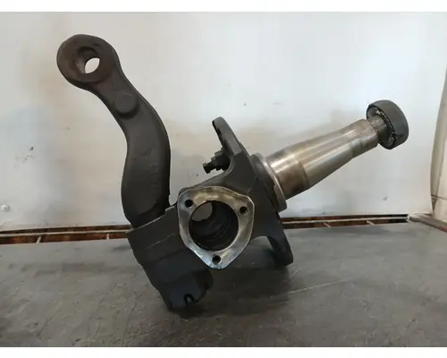 MERITOR  Spindle  Knuckle, Front