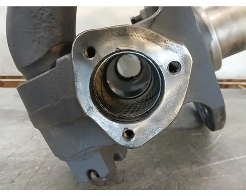 MERITOR  Spindle  Knuckle, Front