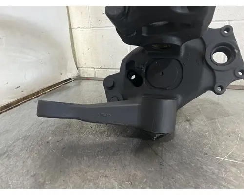 MERITOR  Spindle  Knuckle, Front