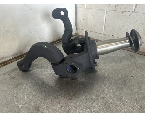 MERITOR  Spindle  Knuckle, Front