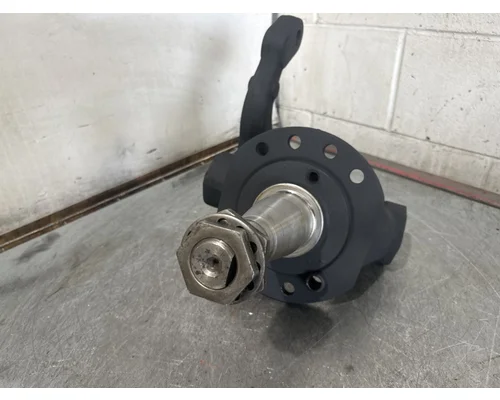 MERITOR  Spindle  Knuckle, Front