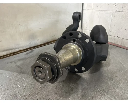 MERITOR  Spindle  Knuckle, Front