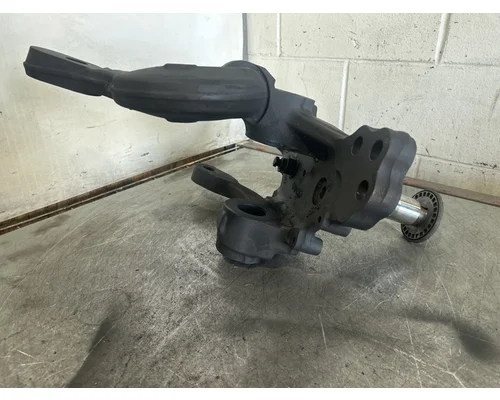 MERITOR  Spindle  Knuckle, Front