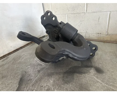 MERITOR  Spindle  Knuckle, Front
