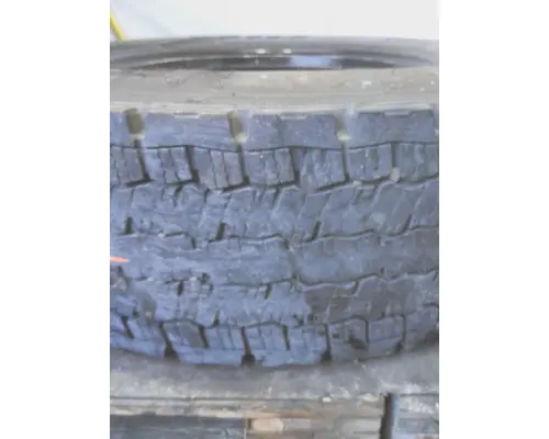 MICHELIN 11R22.5 TIRE