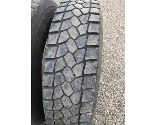 MICHELIN 11R22.5 TIRE