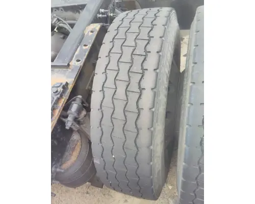 MICHELIN 11R22.5 TIRE