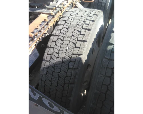 MICHELIN 11R22.5 TIRE
