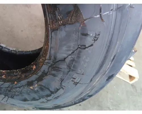 MICHELIN 11R22.5 TIRE