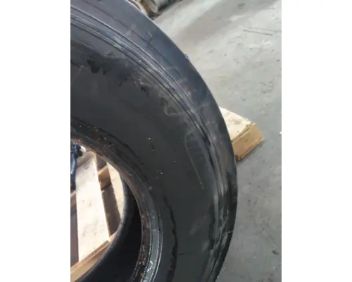 MICHELIN 11R22.5 TIRE