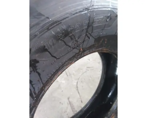 MICHELIN 11R22.5 TIRE
