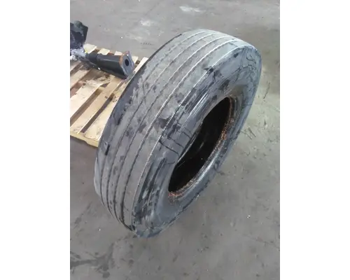 MICHELIN 11R22.5 TIRE