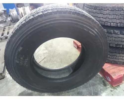 MICHELIN 11R22.5 TIRE