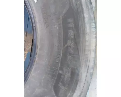MICHELIN 11R22 TIRE