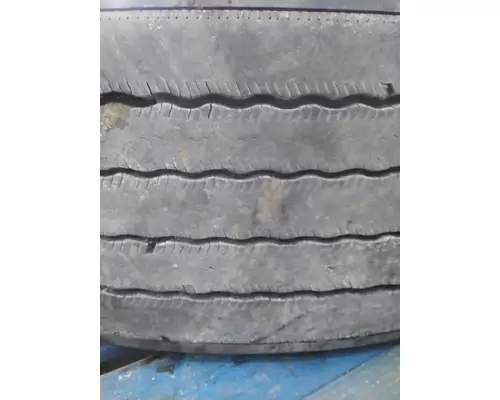 MICHELIN 11R22 TIRE