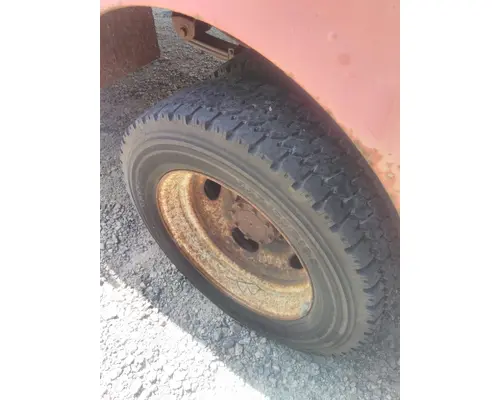 MICHELIN 225/70R19.5 TIRE