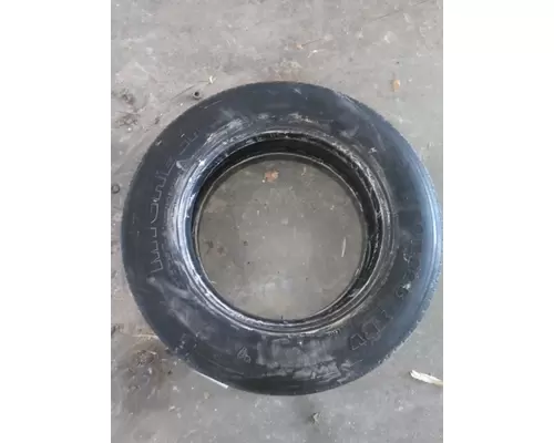 MICHELIN 245/75R22.5 TIRE