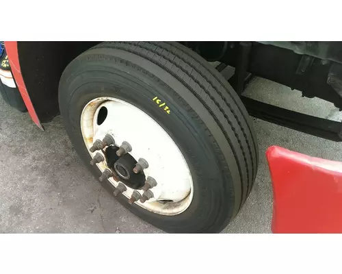 MICHELIN 255/70R22.5 TIRE