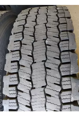 MICHELIN 275/80R22.5 TIRE