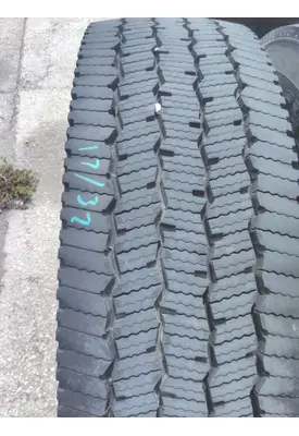 MICHELIN 275/80R22.5 TIRE