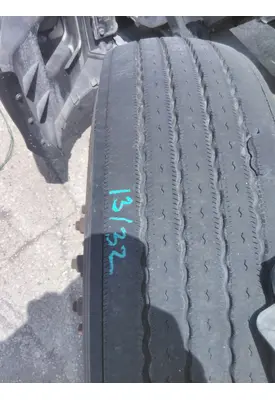 MICHELIN 275/80R22.5 TIRE