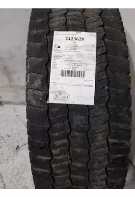 MICHELIN 275/80R22.5 TIRE