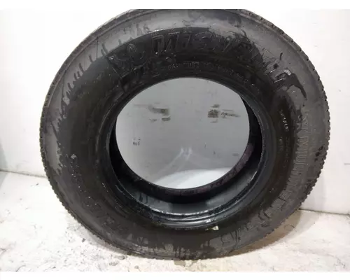 MICHELIN 275/80R22.5 TIRE