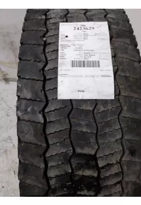 MICHELIN 275/80R22.5 TIRE