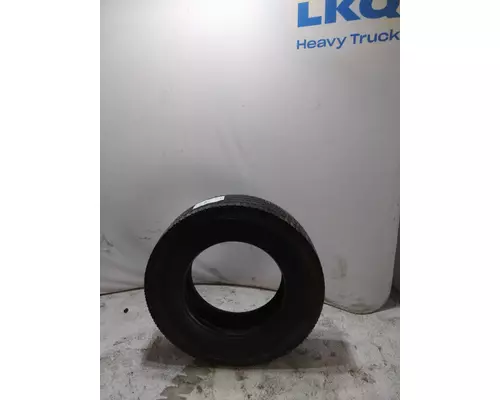 MICHELIN 275/80R22.5 TIRE