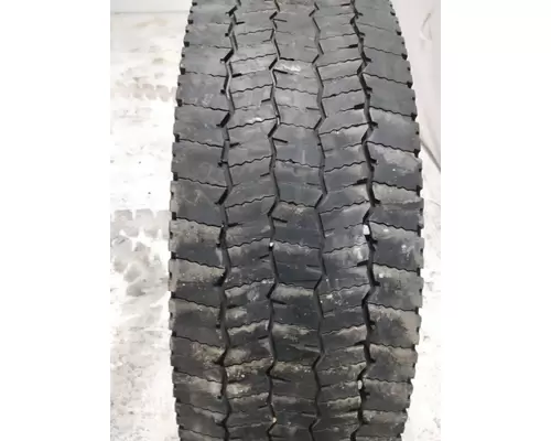 MICHELIN 275/80R22.5 TIRE