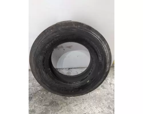 MICHELIN 275/80R22.5 TIRE