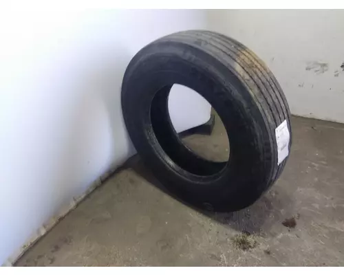 MICHELIN 275/80R22.5 TIRE