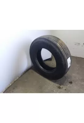 MICHELIN 275/80R22.5 TIRE