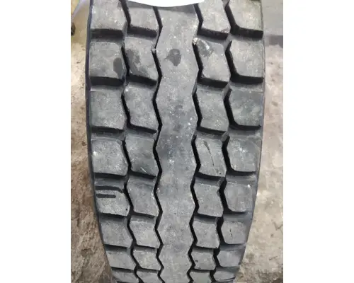 MICHELIN 275/80R22.5 TIRE