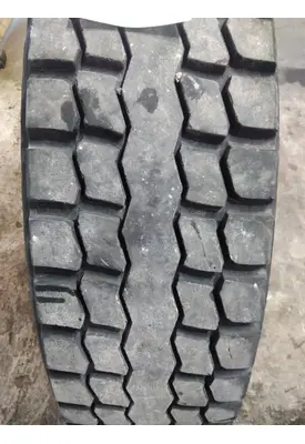 MICHELIN 275/80R22.5 TIRE