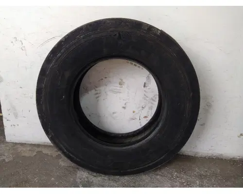 MICHELIN 275/80R22.5 TIRE