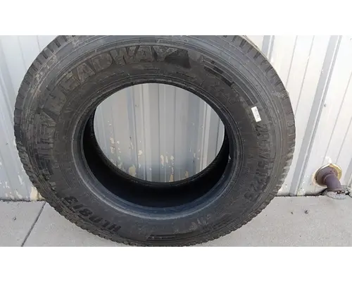MICHELIN 275/80R22.5 TIRE