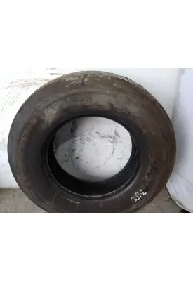 MICHELIN 275/80R22.5 TIRE
