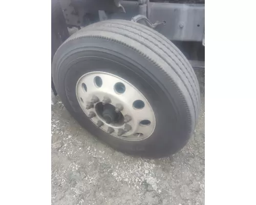 MICHELIN 275/80R22.5 TIRE