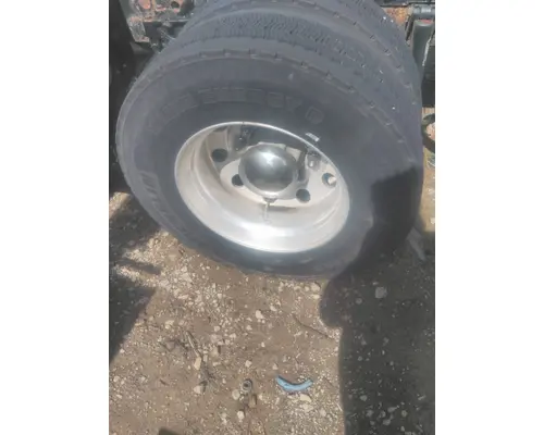 MICHELIN 275/80R22.5 TIRE