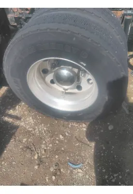 MICHELIN 275/80R22.5 TIRE