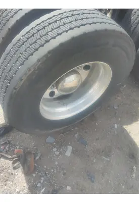 MICHELIN 275/80R22.5 TIRE