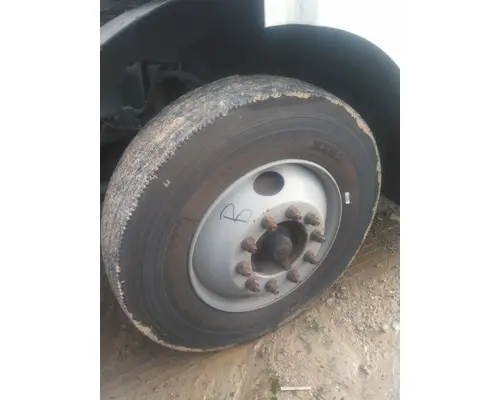 MICHELIN 275/80R22.5 TIRE