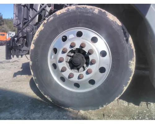 MICHELIN 275/80R22.5 TIRE